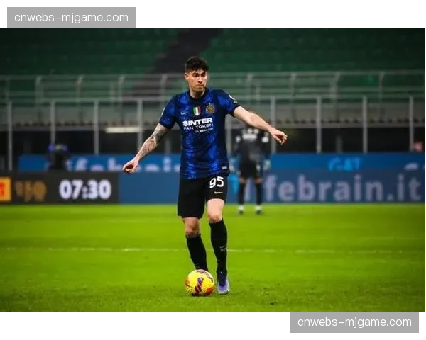 巴斯托尼遭莱切球迷全场嘘声，下一轮停赛