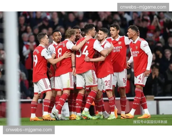 战术板：解析纽卡斯尔如何用高位逼抢限制阿森纳的推进